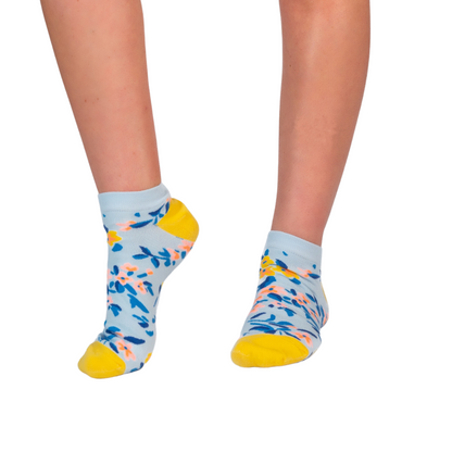 Flourishing Floral Ankle Socks